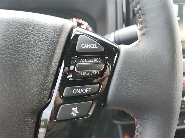2025 Nissan Frontier Crew Cab PRO-4X photo 16