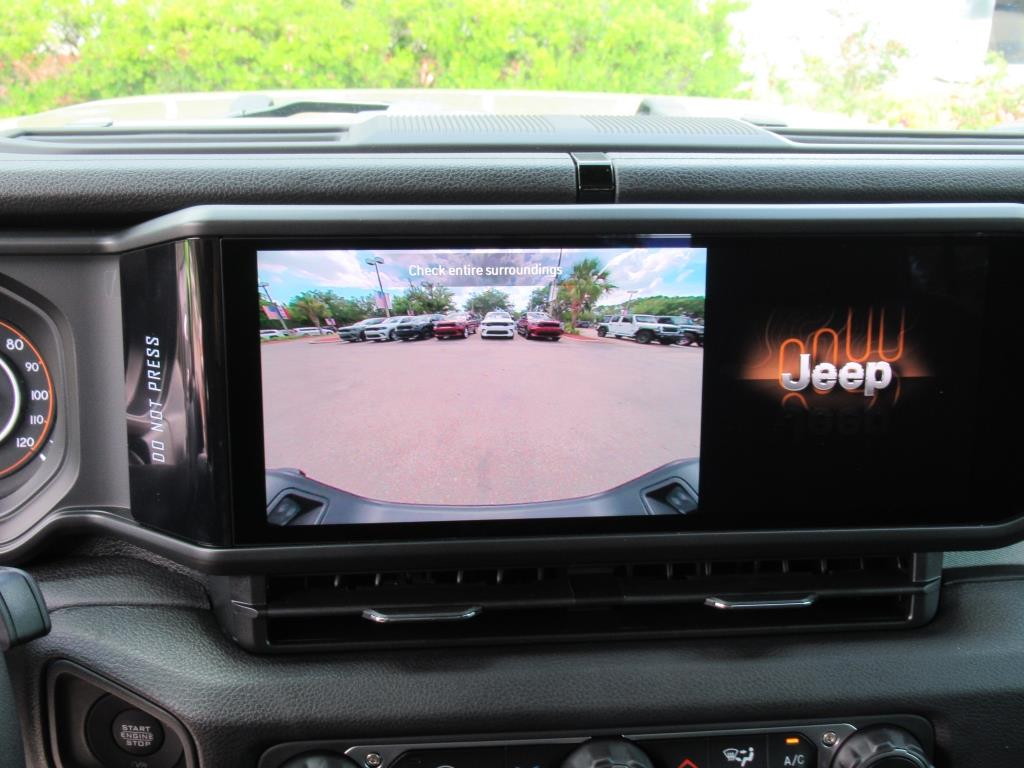 2025 Jeep Gladiator Sport S photo 23