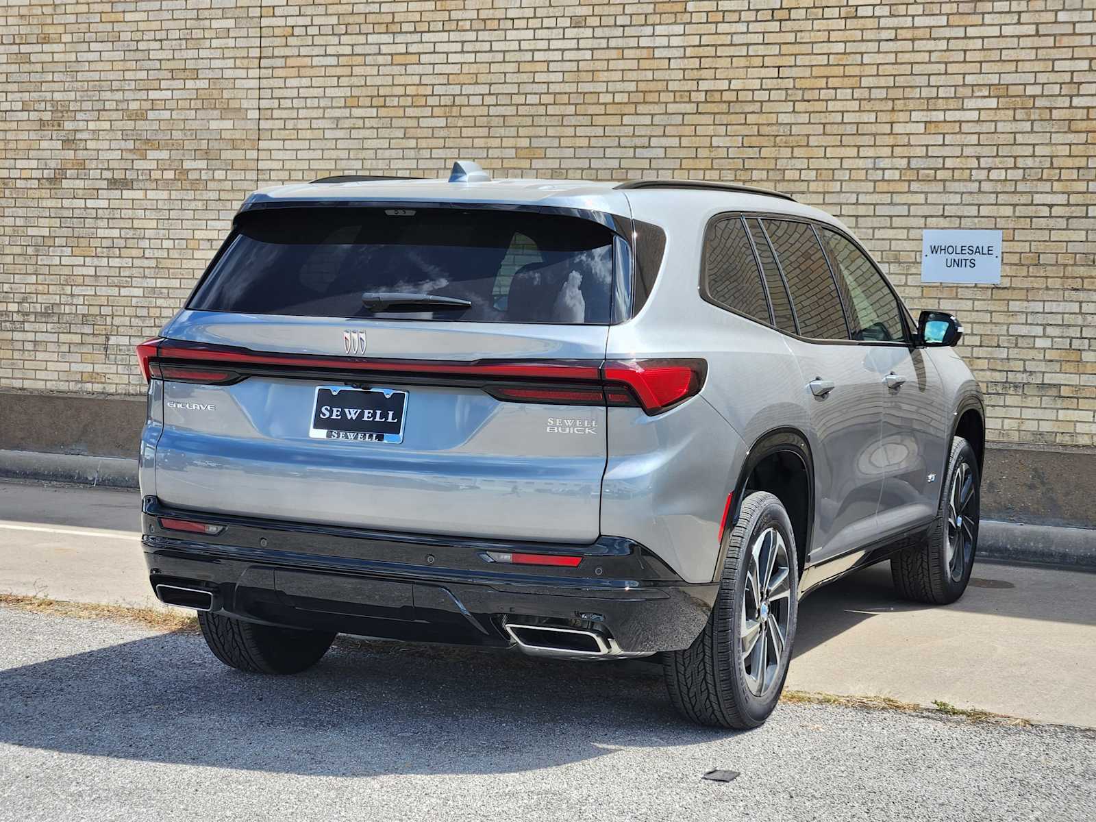 2026 Buick Enclave Sport Touring photo 4