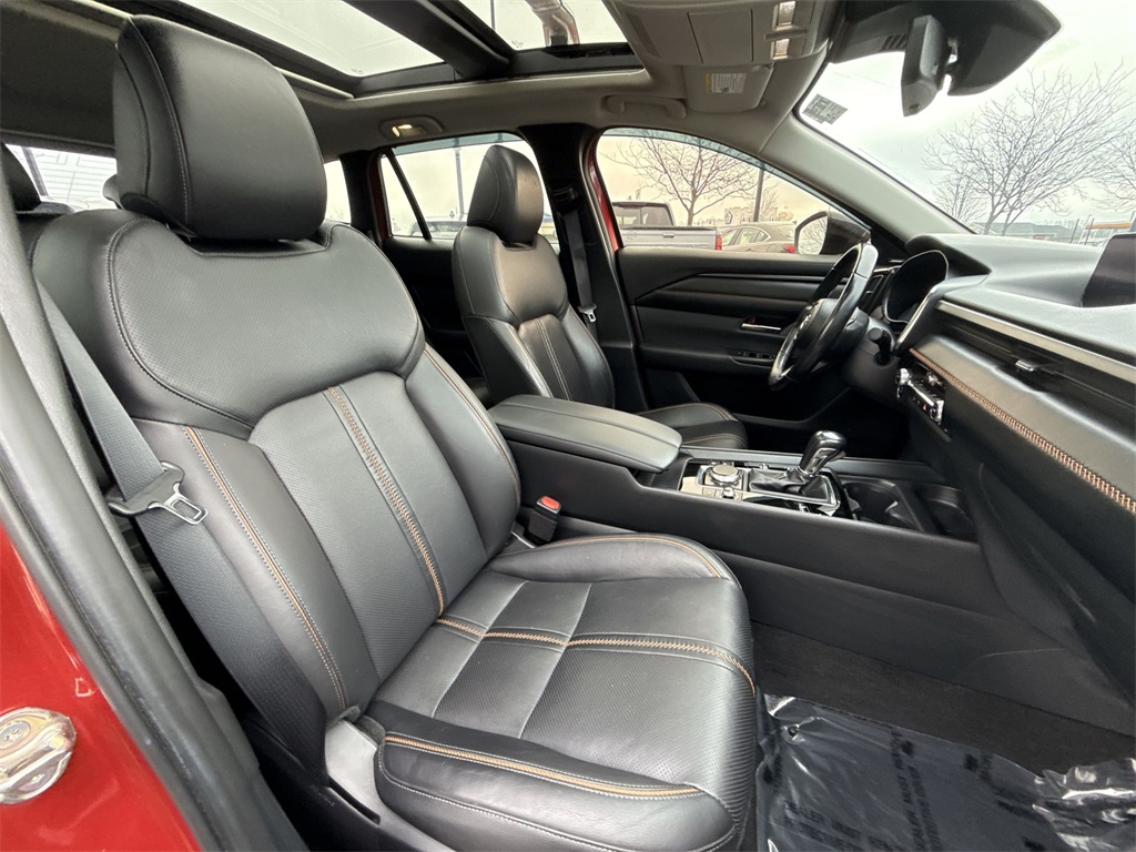 2023 MAZDA CX-50 - Image 26