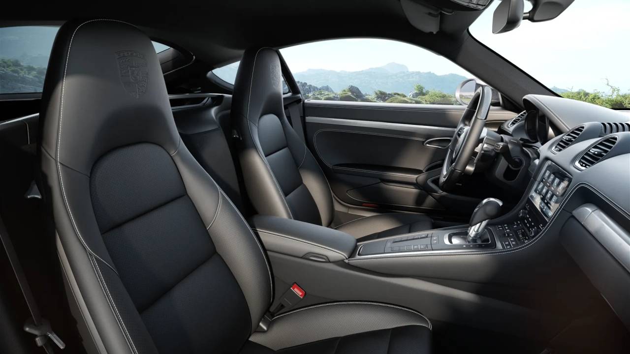 2025 Porsche Cayman photo 6