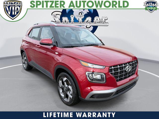 2025 Hyundai Venue SEL's photo