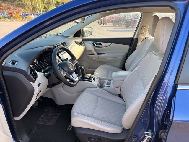 2020 Nissan Rogue Sport SV photo 10
