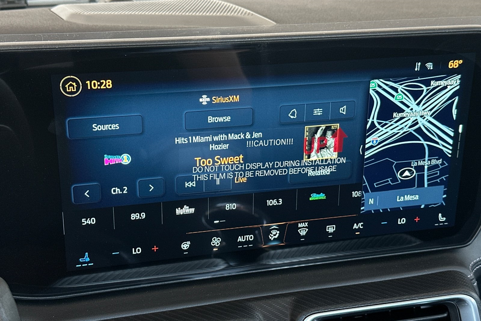 2025 Ford Mustang EcoBoost Premium photo 16