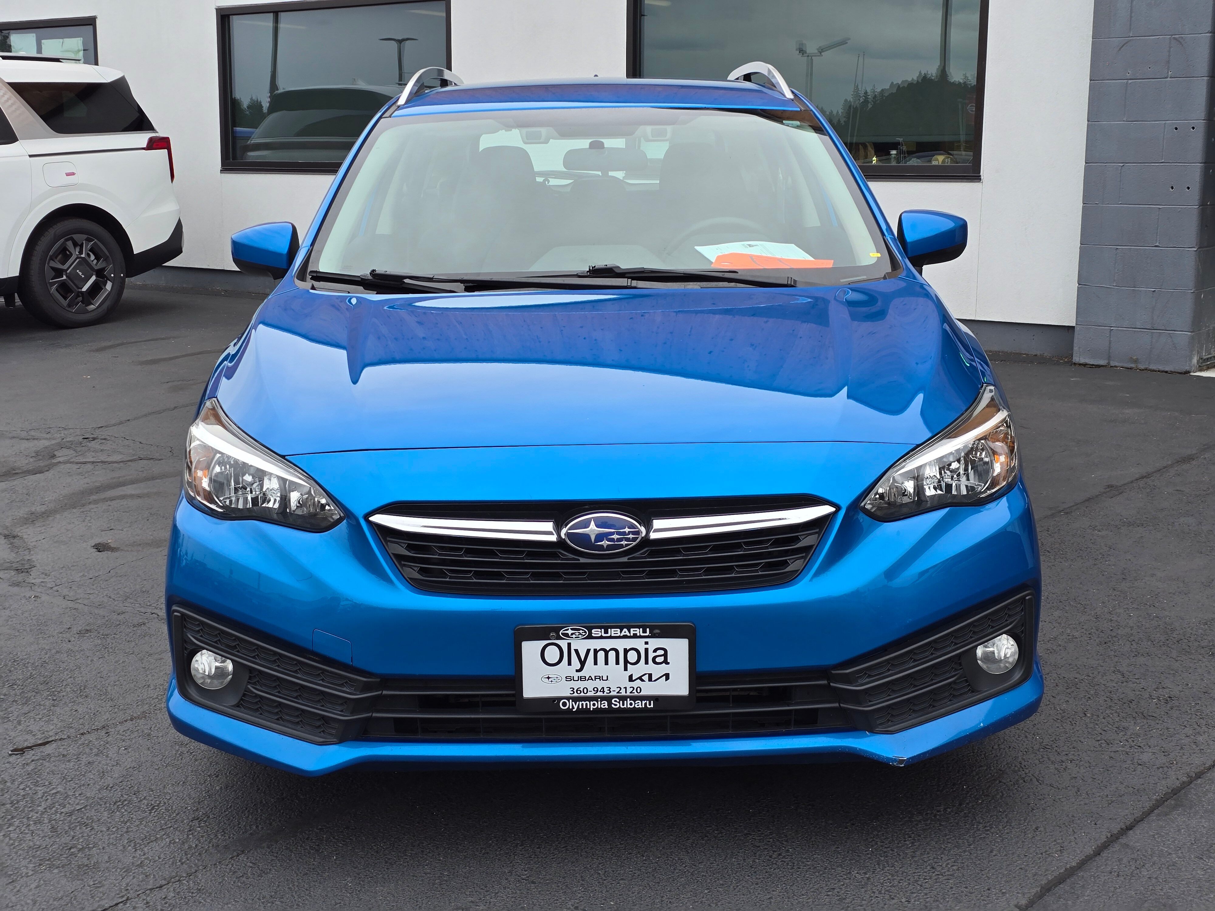 2023 Subaru Impreza Premium photo 2
