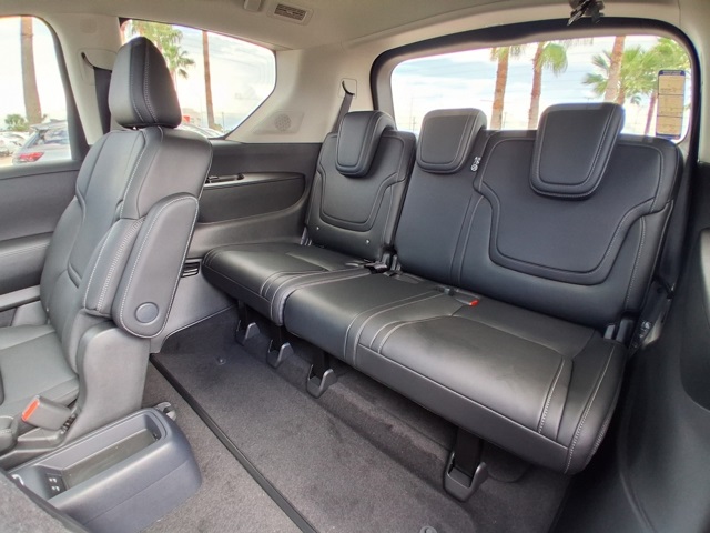 2026 Infiniti QX80 Pure photo 21