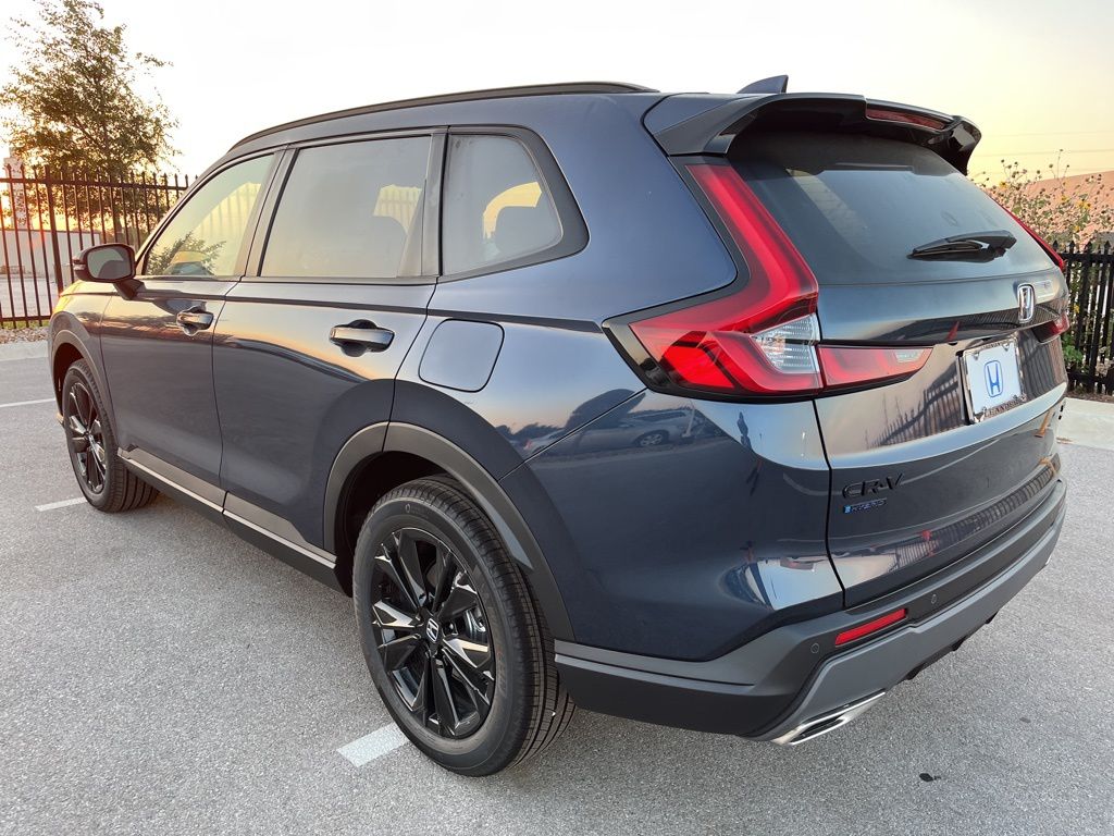 2026 Honda CR-V Sport Touring Hybrid photo 3