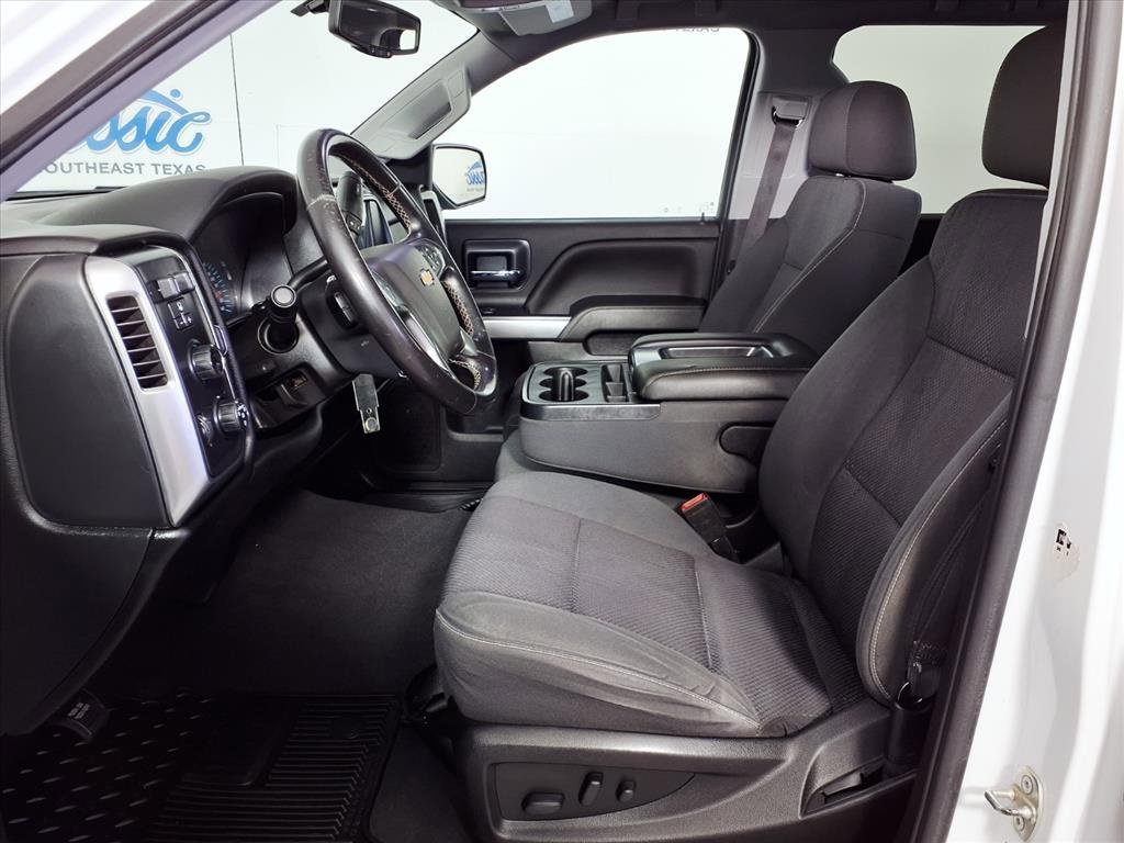 2018 Chevrolet Silverado 1500 LT photo 15