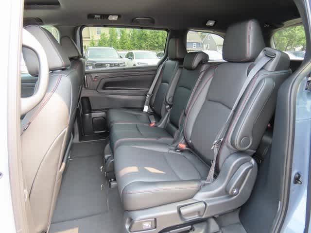 2026 Honda Odyssey photo 11