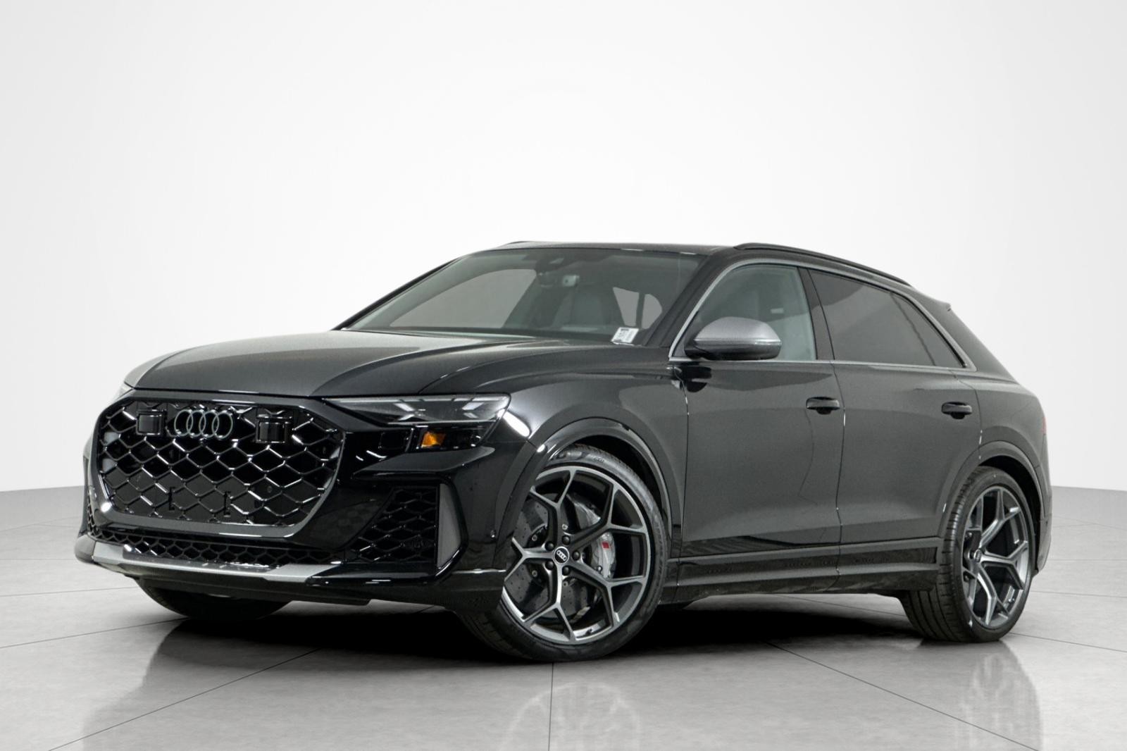 2025 Audi RS Q8 Base's photo
