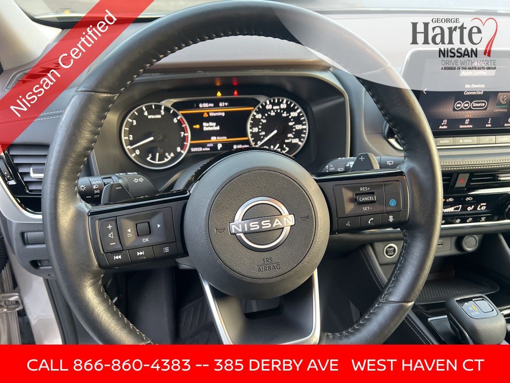 2022 Nissan Rogue SL photo 16
