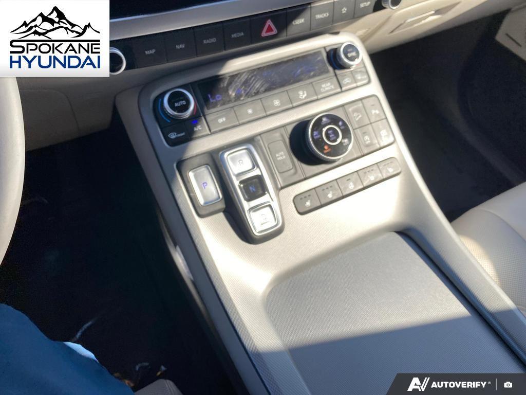 2023 Hyundai Palisade Limited photo 20