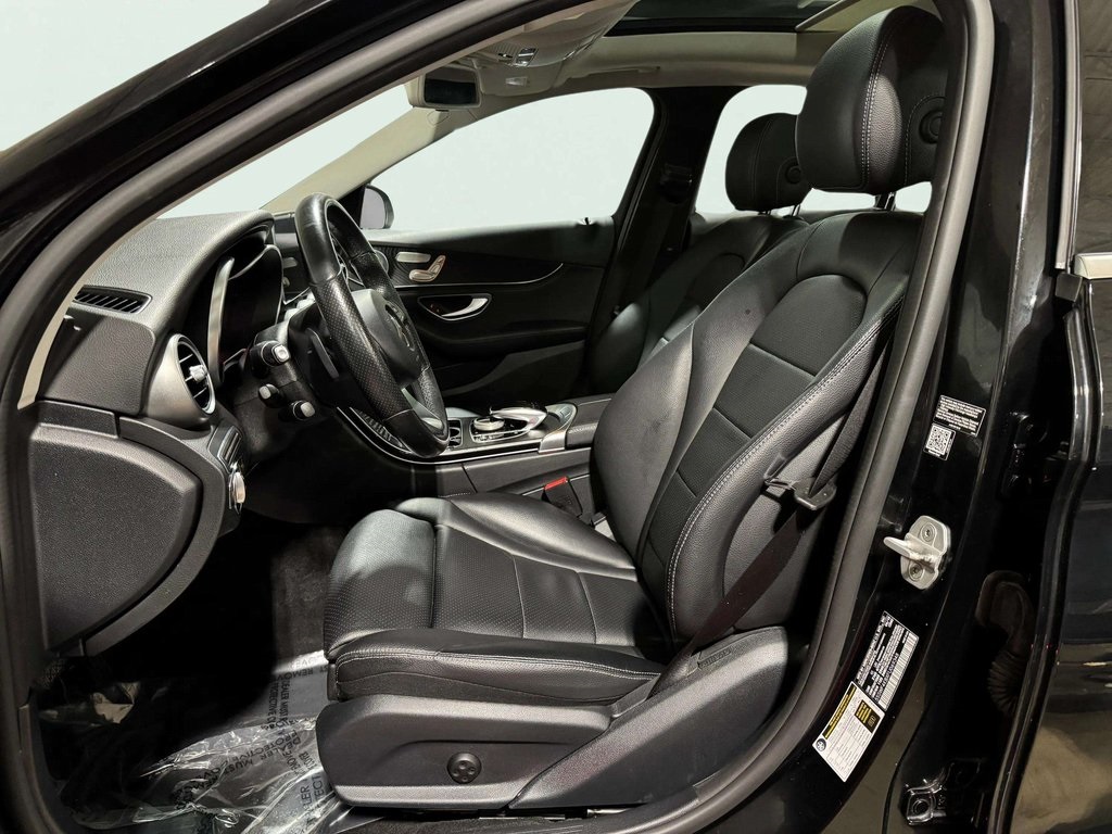 2015 Mercedes Benz C 300 4MATIC photo 22