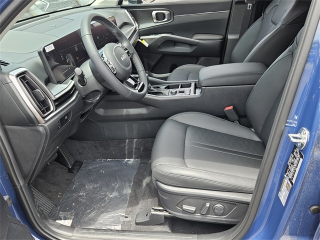 2025 Kia Sorento S photo 2