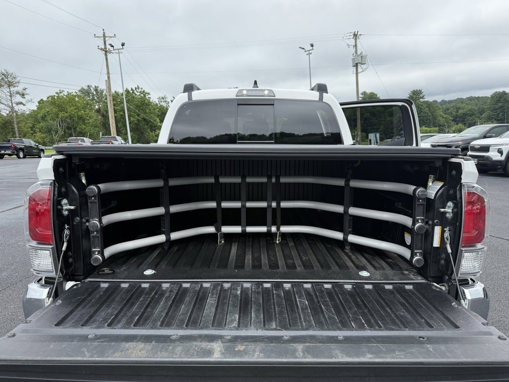 2022 Toyota Tacoma TRD Off-Road V6 SR photo 4
