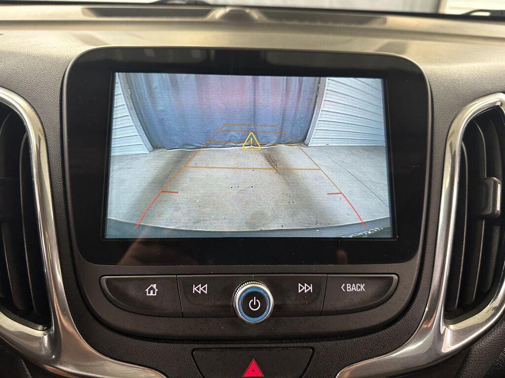 2018 Chevrolet Equinox LT photo 11