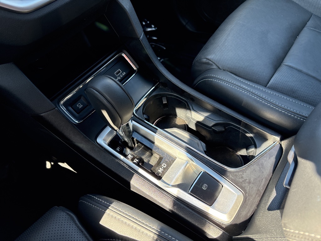 2023 Subaru Ascent Limited photo 18