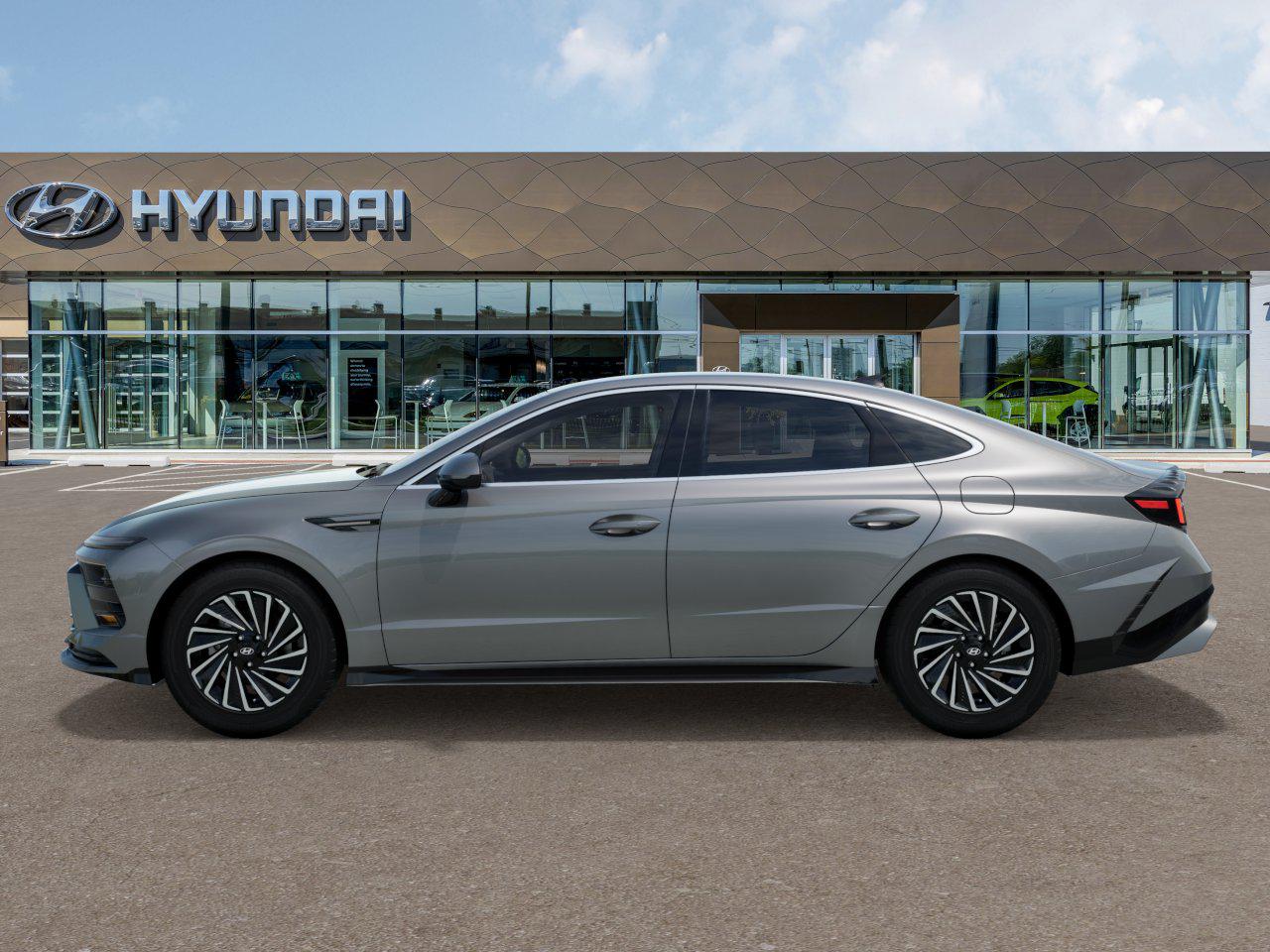 2025 Hyundai Sonata Hybrid SEL photo 3