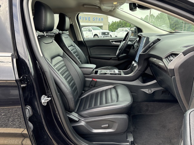 2024 Ford Edge SEL photo 18