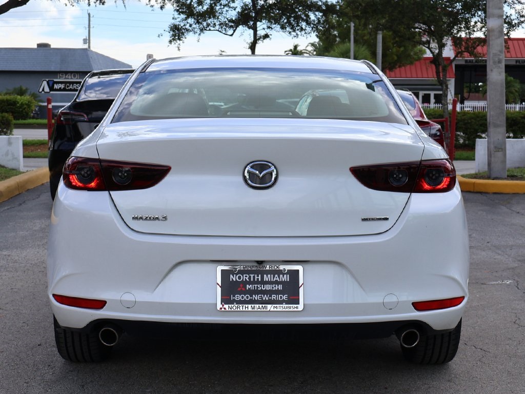 2021 Mazda Mazda3 Select photo 8