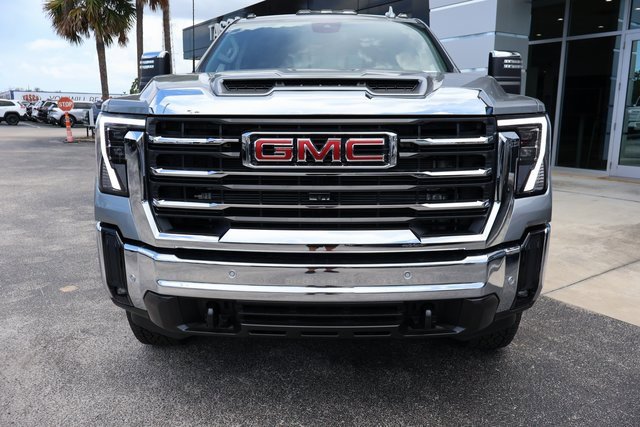 2025 Gmc Sierra 2500 HD SLT photo 3