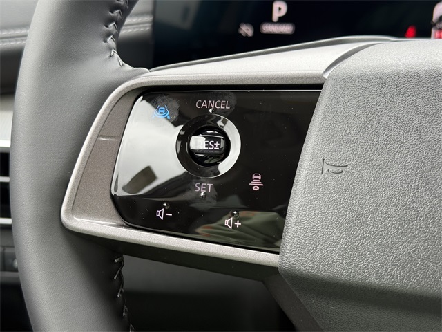 2025 Nissan Murano SL photo 11