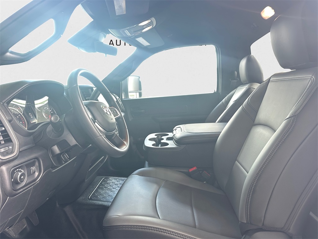 2025 Ram 5500 Tradesman photo 21