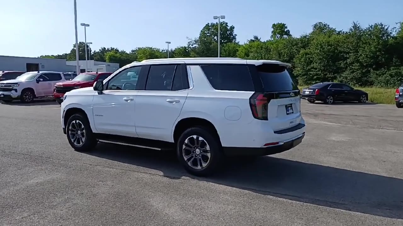 2025 Chevrolet Tahoe LT photo 6