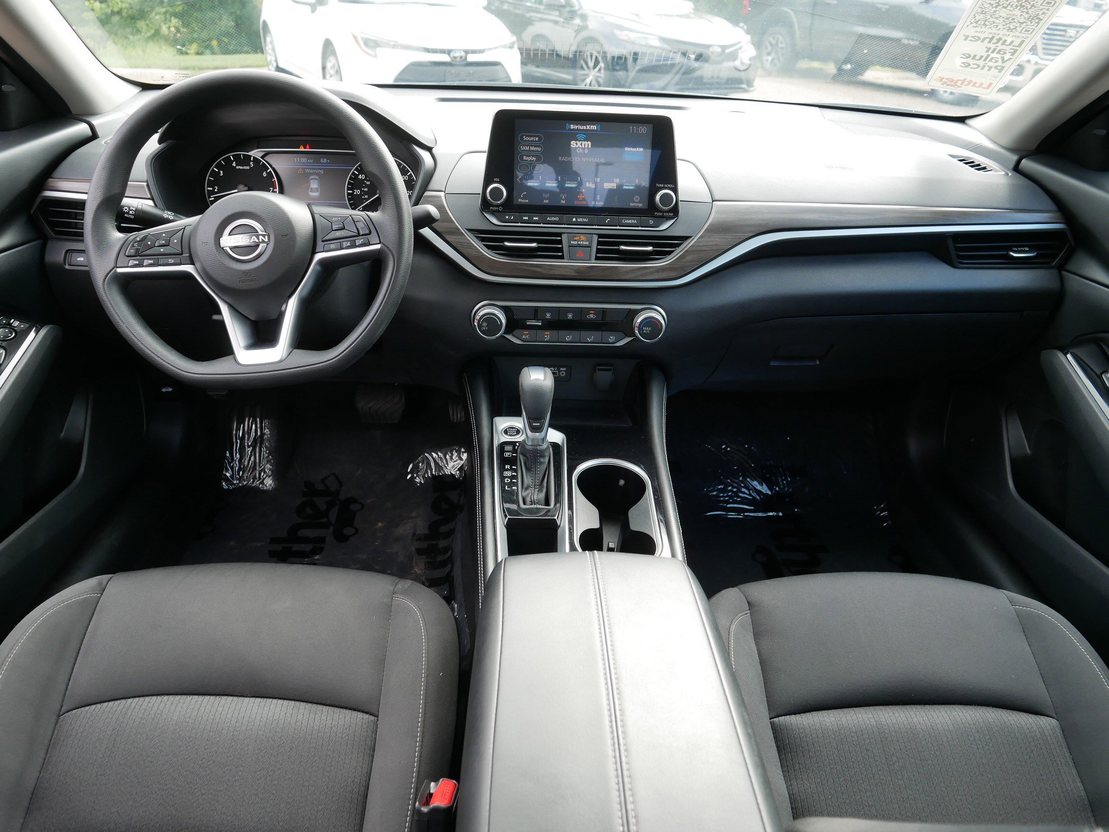 2023 Nissan Altima 2.5 SV photo 10