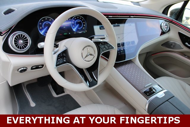 2023 Mercedes Benz EQS-Class SUV photo 2