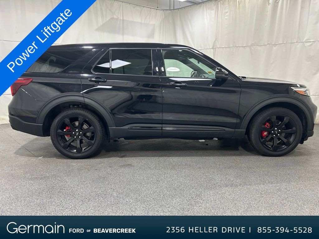 2022 Ford Explorer ST photo 5
