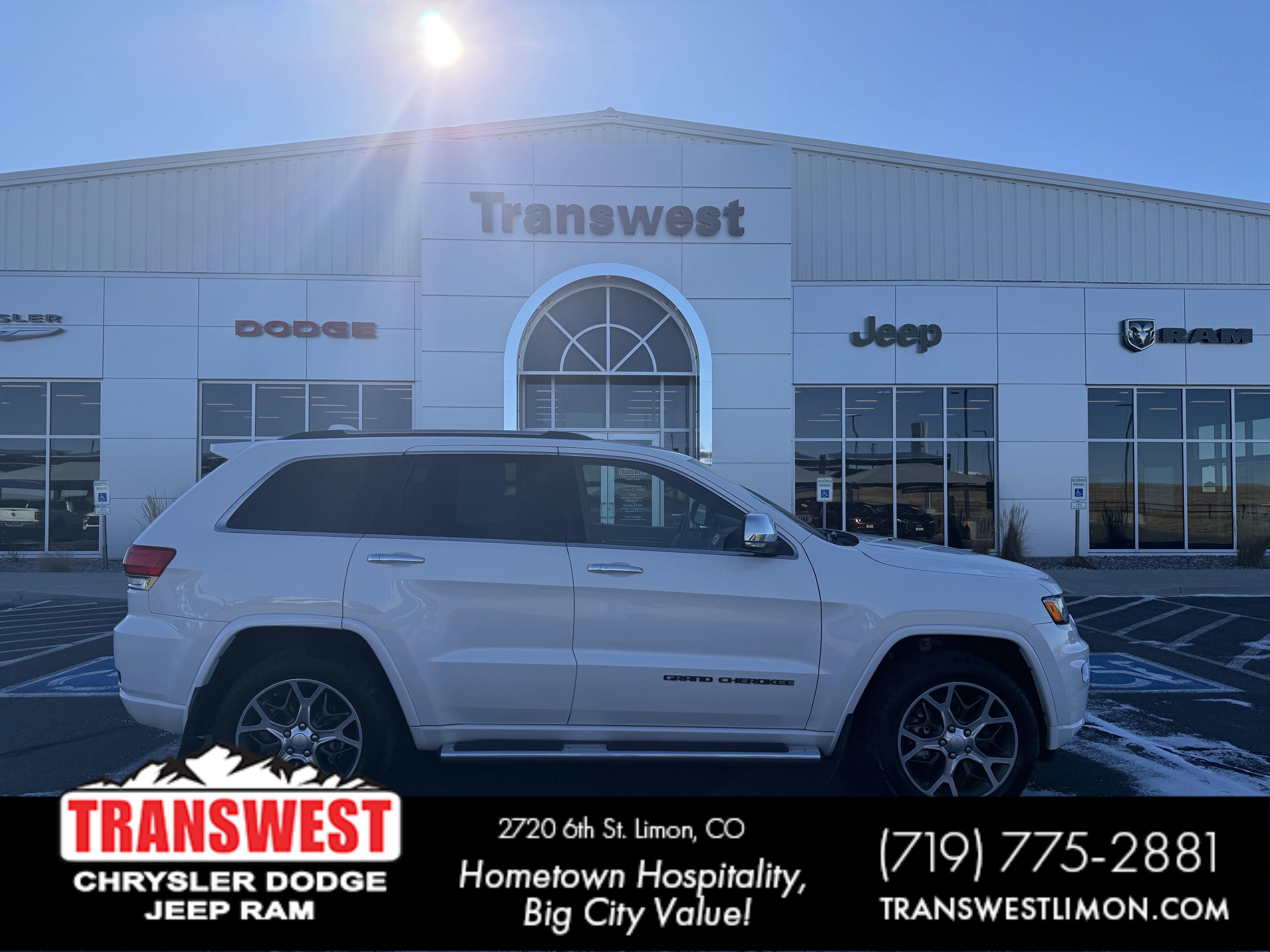 2019 Jeep Grand Cherokee Overland's photo