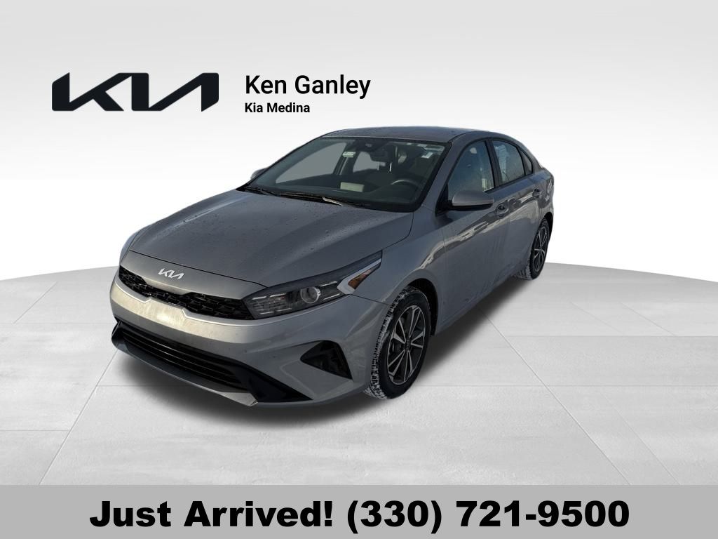 2023 Kia Forte LXS's photo
