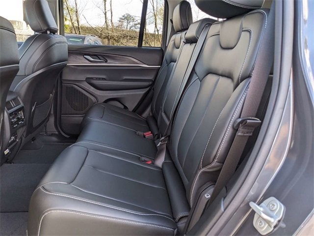 2023 Jeep Grand Cherokee Limited photo 14