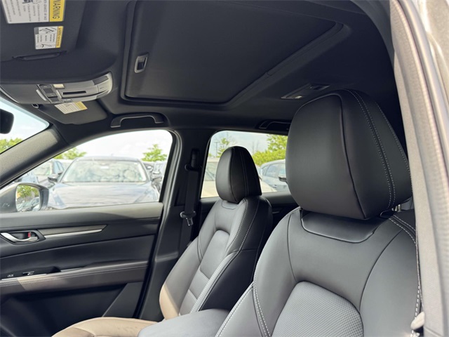 2025 Mazda CX-5 2.5 Turbo Signature photo 9