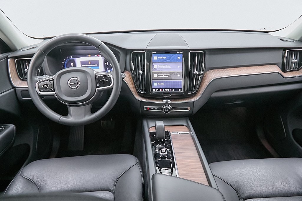 2024 VOLVO XC60 - Image 22