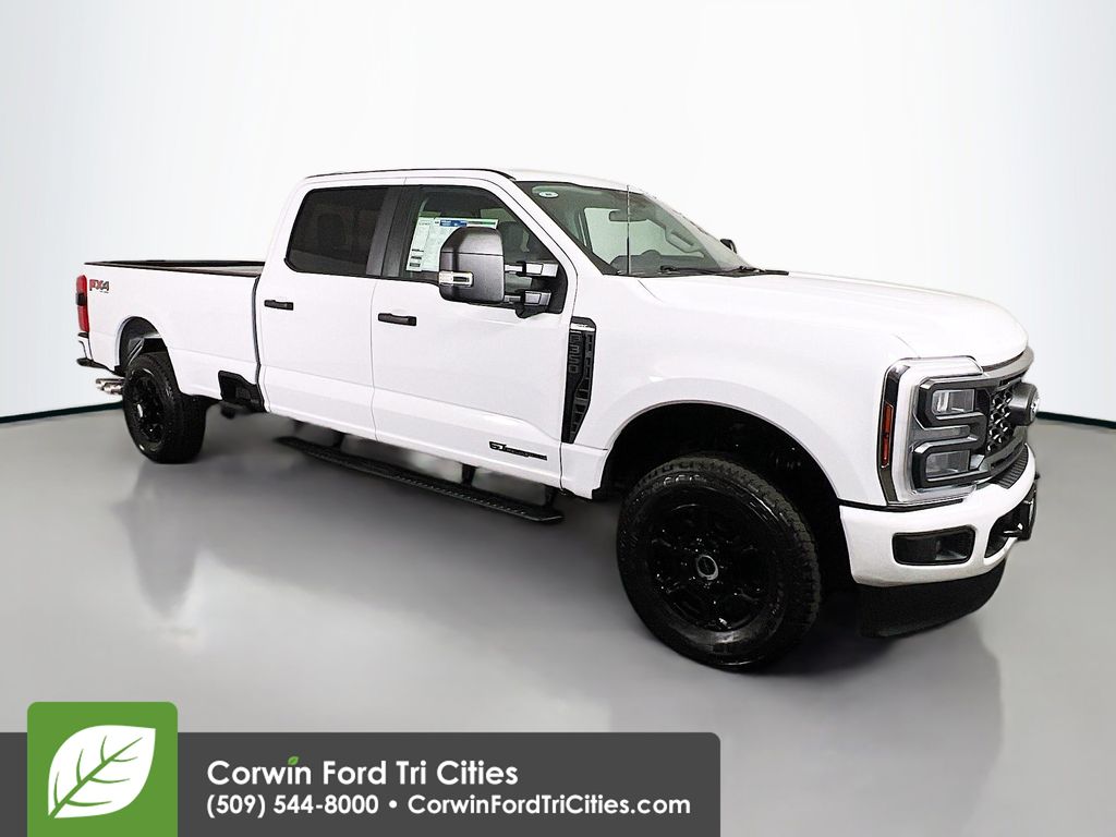 2026 Ford F-350 Super Duty XL's photo