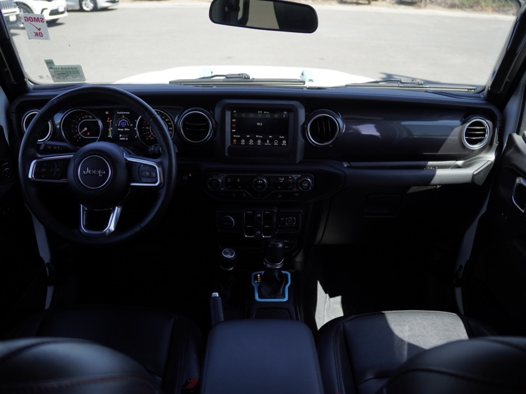 2021 Jeep Wrangler Unlimited Sahara Altitude photo 22