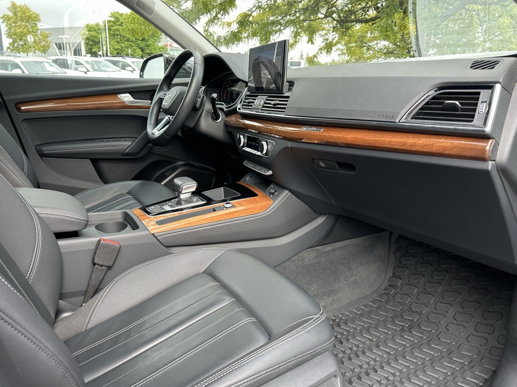 2023 Audi Q5 45 S line Premium photo 26