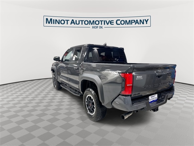 2025 Toyota Tacoma TRD Off-Road 4x4 photo 3