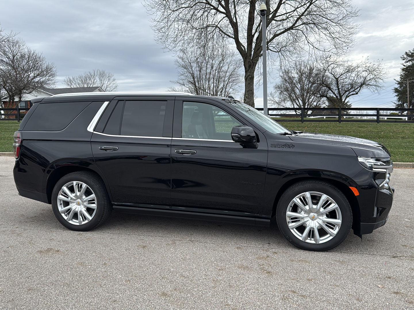 2024 Chevrolet Tahoe High Country photo 4