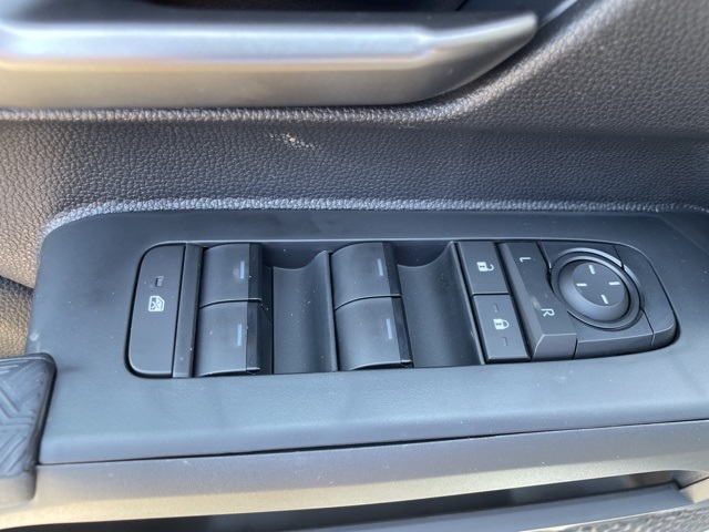 2025 Toyota Tacoma TRD Off-Road 4x4 Double Cab photo 13