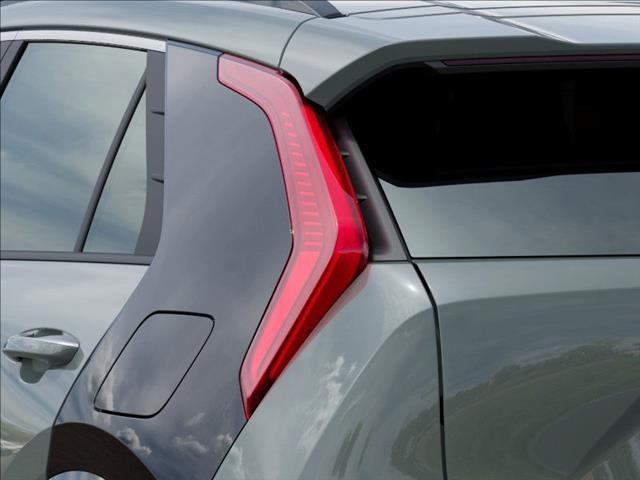 2025 Kia Niro SX Touring photo 11