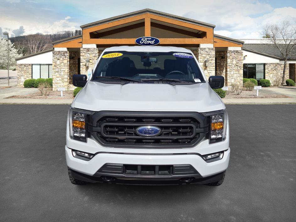 2023 Ford F-150 XLT photo 2