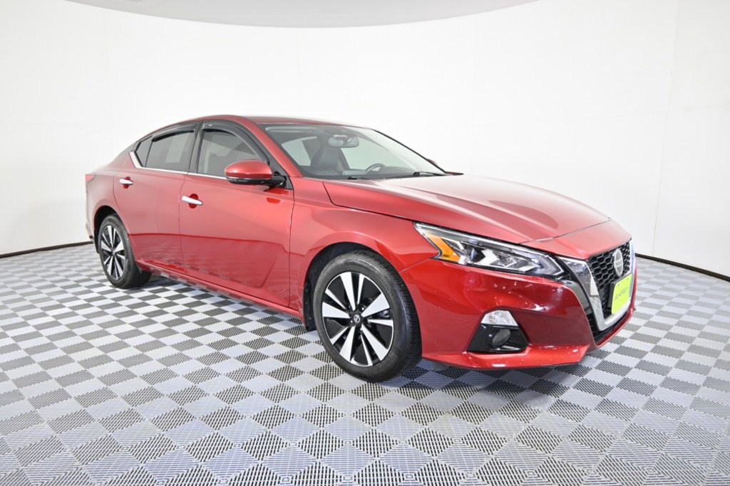 2020 Nissan Altima 2.5 SV photo 9