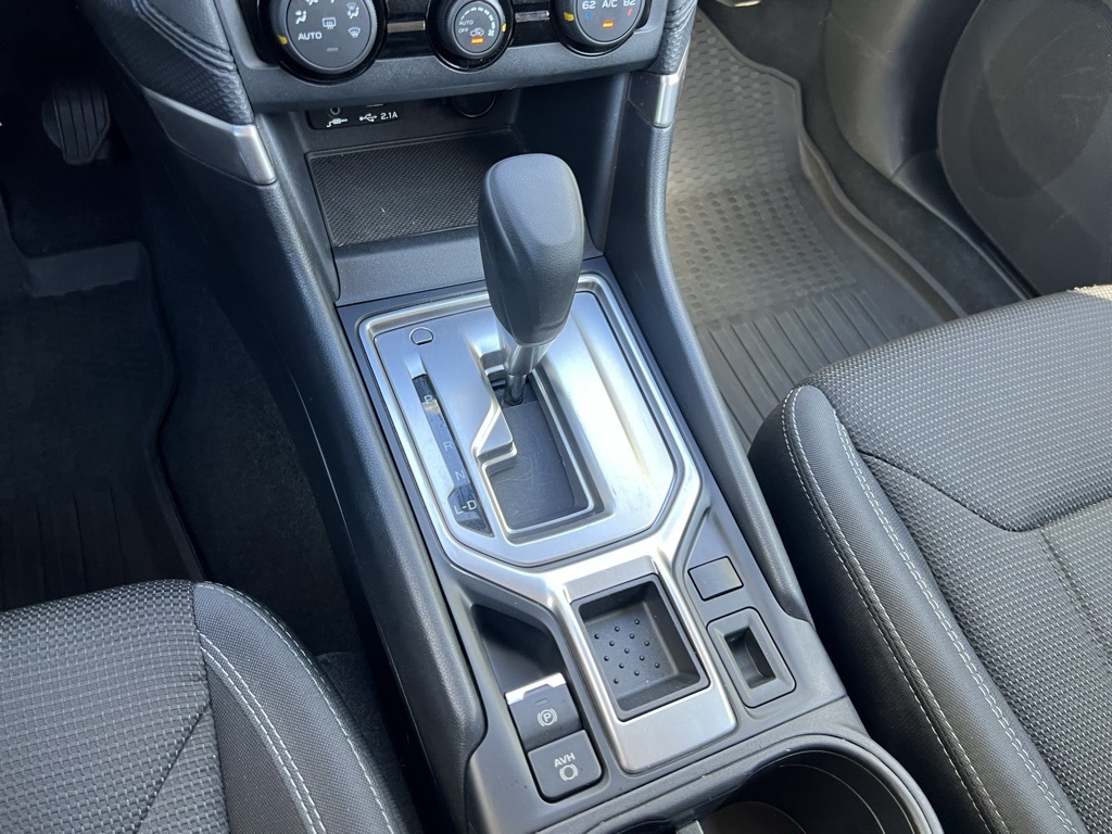 2019 Subaru Forester Base photo 19