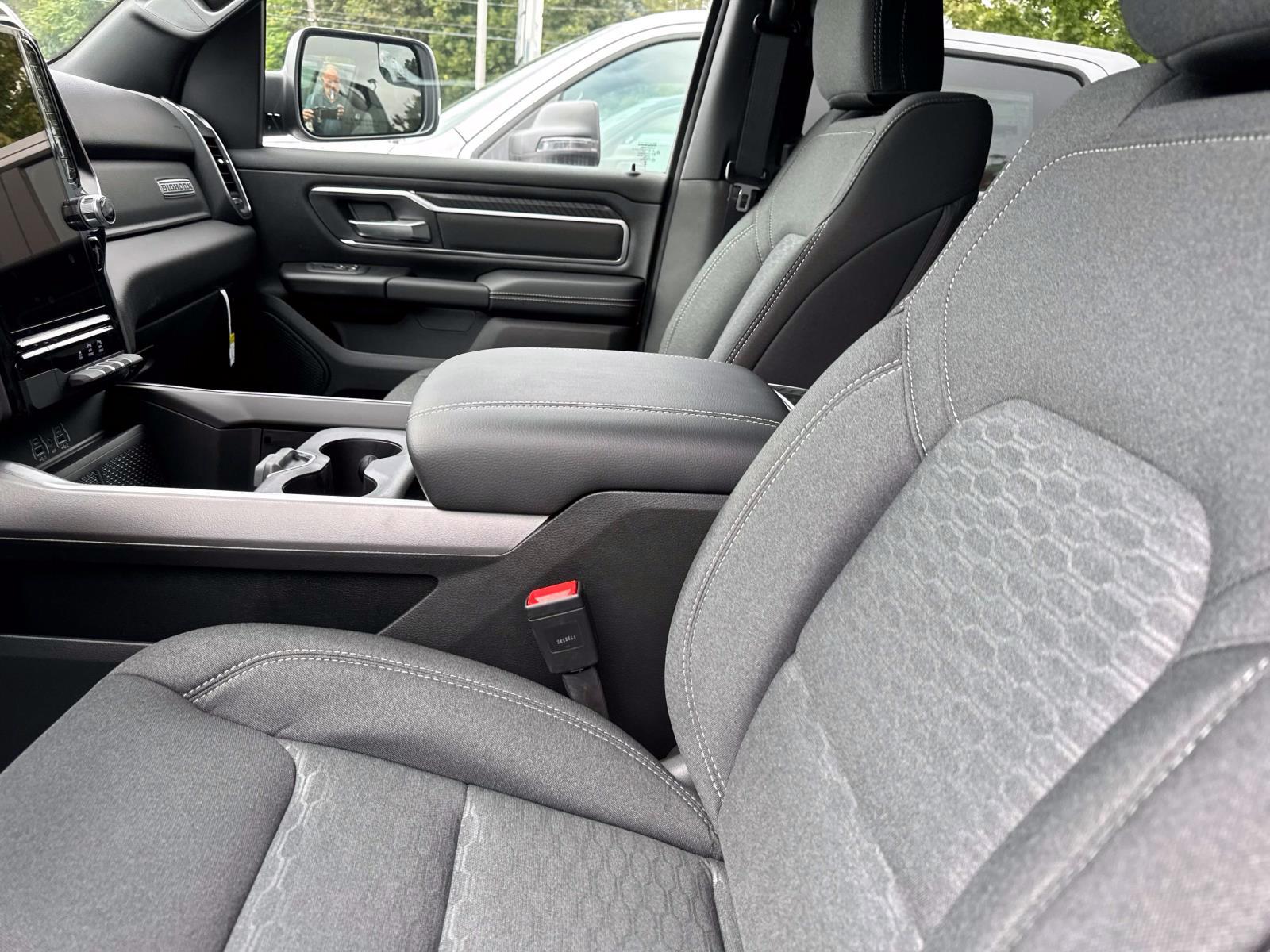 2025 Ram 1500 Big Horn photo 7