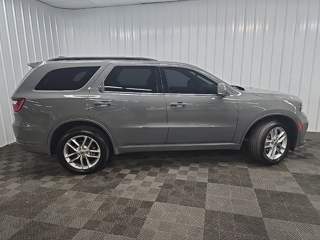2022 Dodge Durango GT Plus photo 2