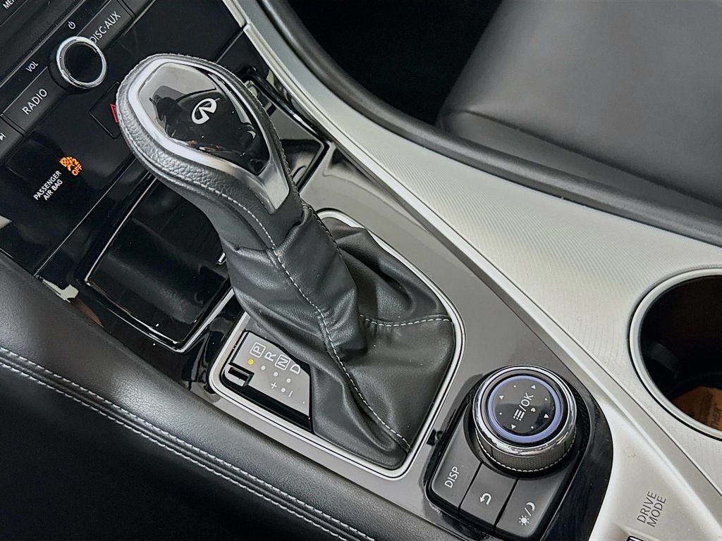 2020 Infiniti Q50 3.0t LUXE photo 19