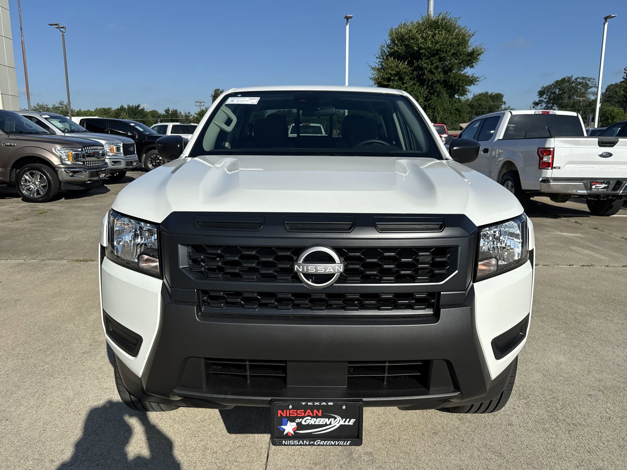 2025 Nissan Frontier S photo 5